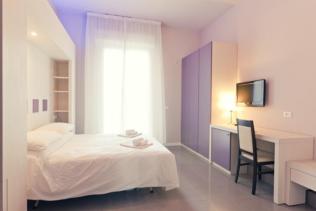 Hotel Stanchini Bellaria-Igea Marina Bagian luar foto