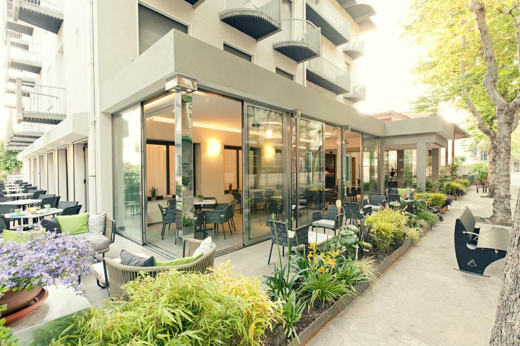 Hotel Stanchini Bellaria-Igea Marina Bagian luar foto