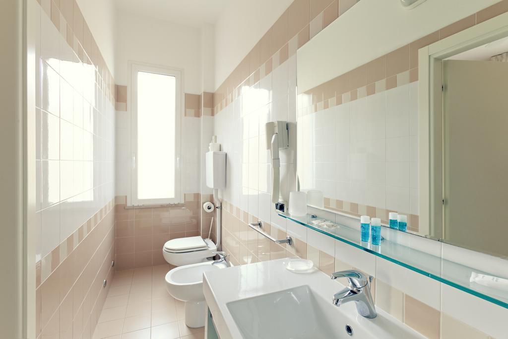 Hotel Stanchini Bellaria-Igea Marina Bagian luar foto