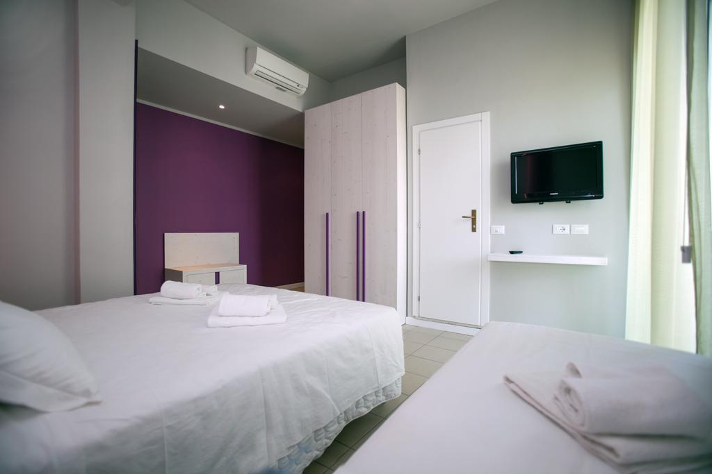 Hotel Stanchini Bellaria-Igea Marina Bagian luar foto