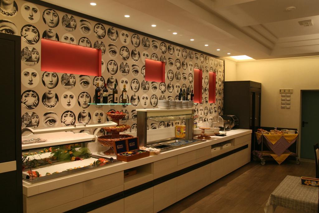 Hotel Stanchini Bellaria-Igea Marina Bagian luar foto