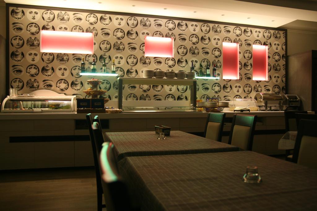 Hotel Stanchini Bellaria-Igea Marina Bagian luar foto