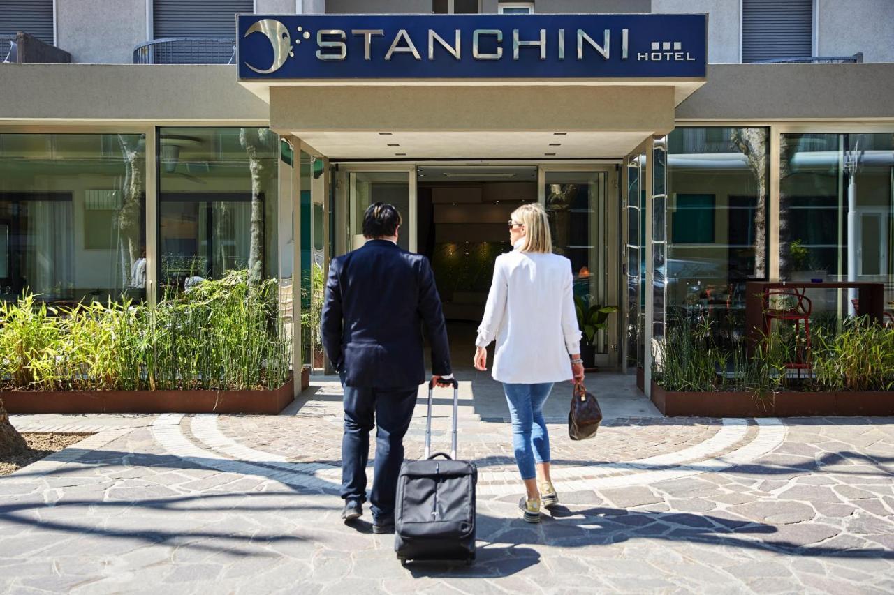 Hotel Stanchini Bellaria-Igea Marina Bagian luar foto